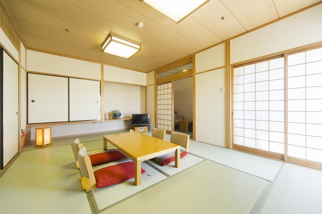 Hotel Hiroshima Sunplaza Kamer foto