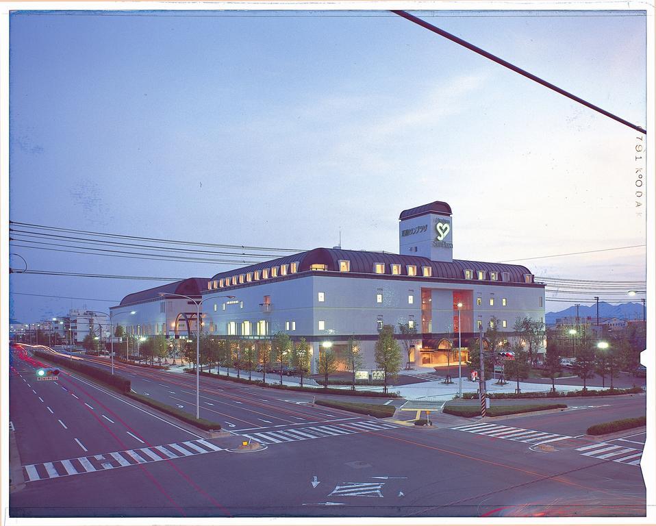 Hotel Hiroshima Sunplaza Buitenkant foto