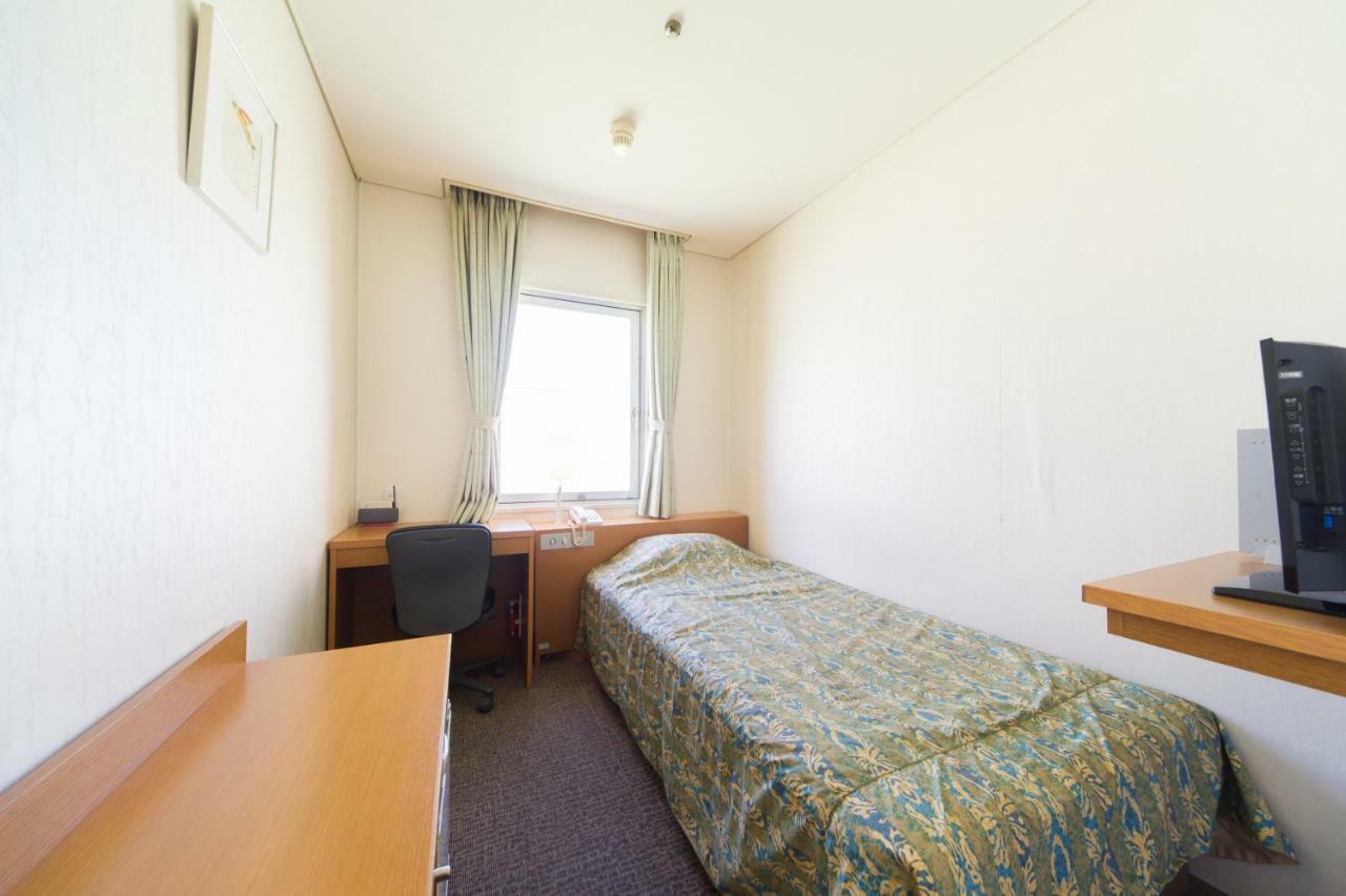 Hotel Hiroshima Sunplaza Buitenkant foto