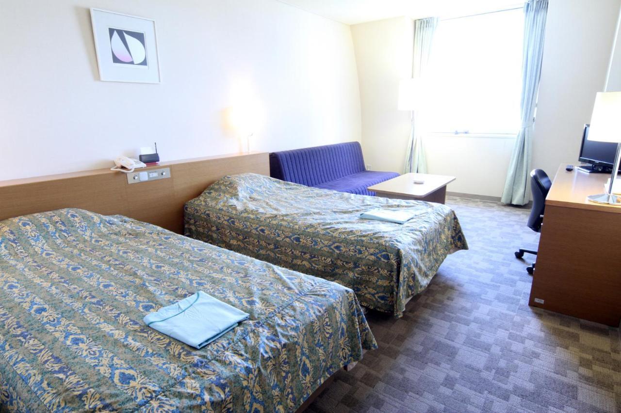 Hotel Hiroshima Sunplaza Buitenkant foto