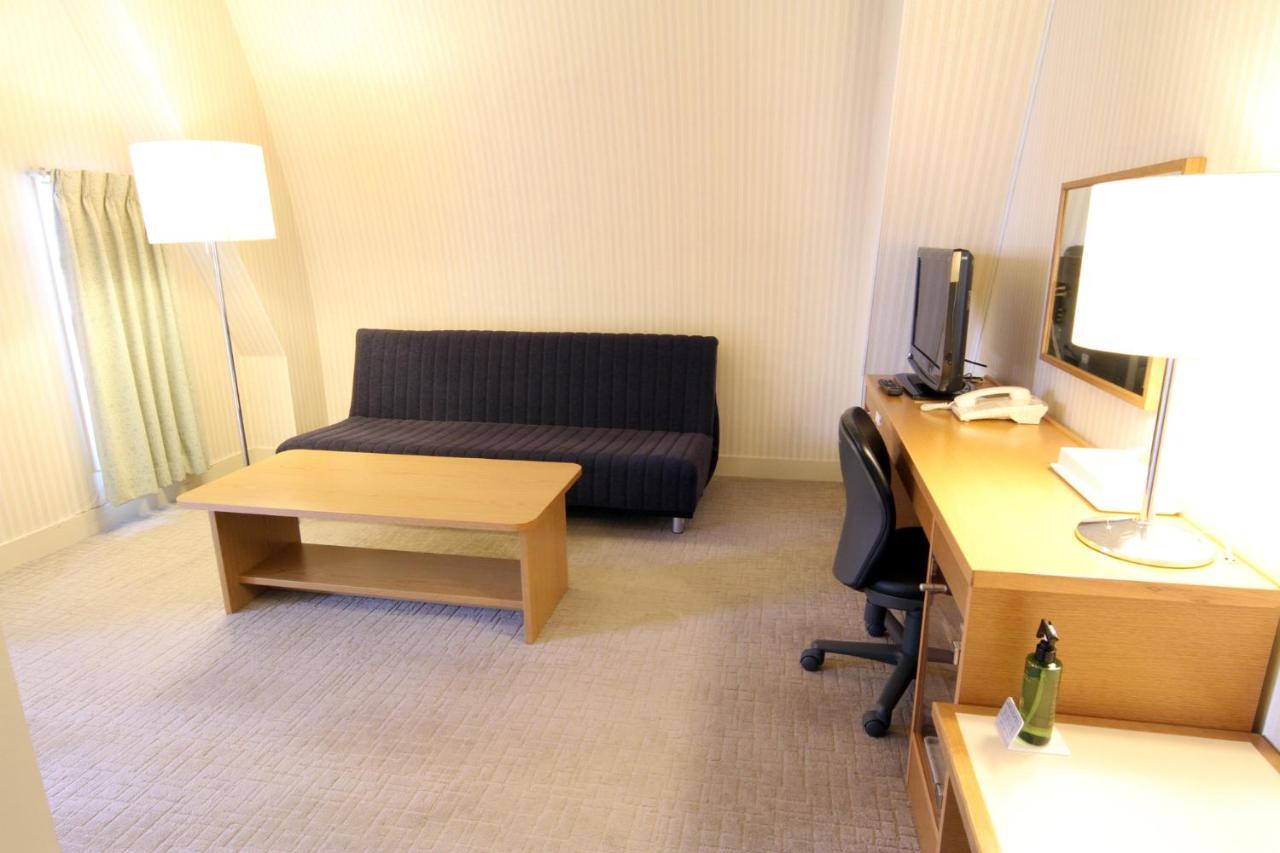 Hotel Hiroshima Sunplaza Buitenkant foto