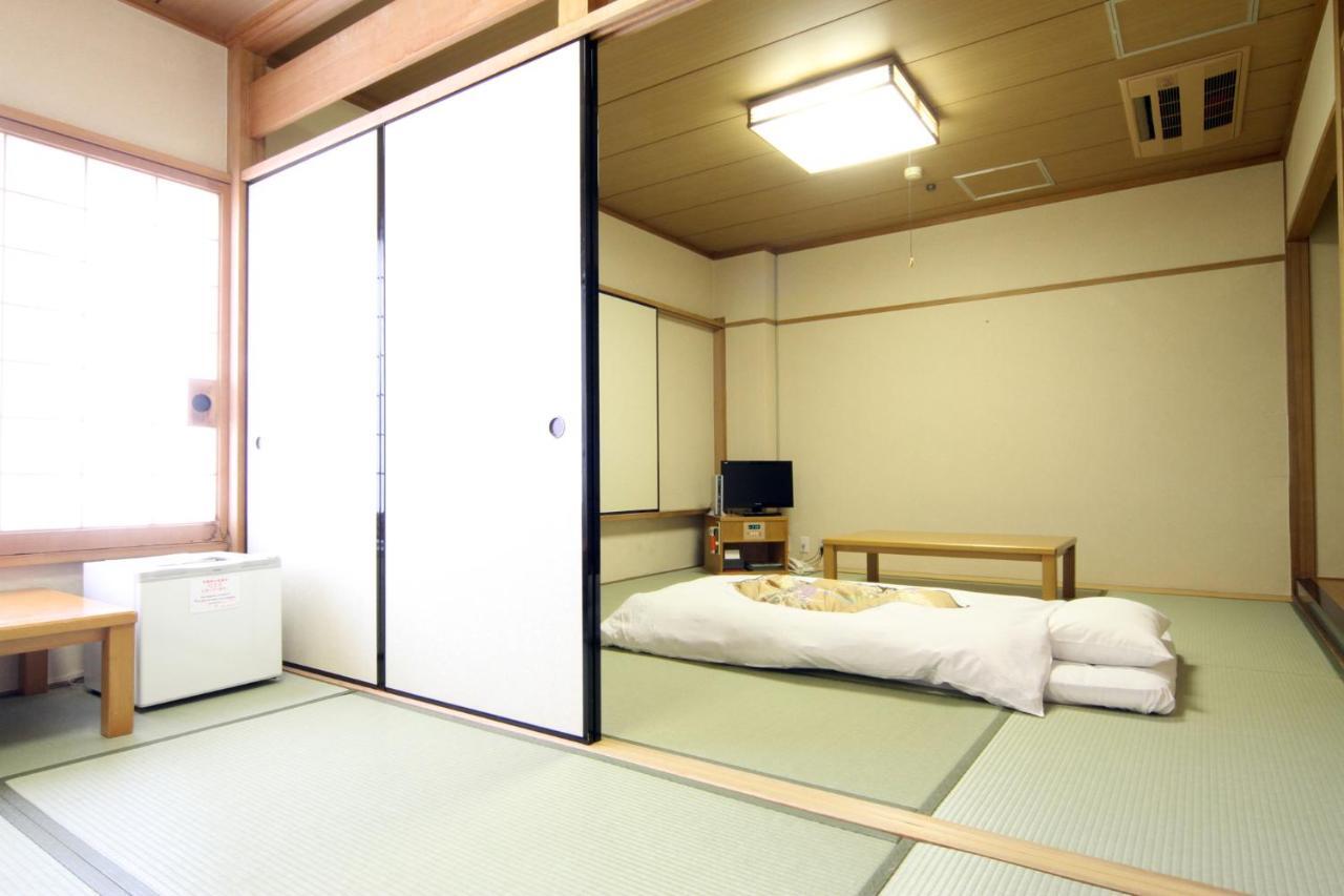 Hotel Hiroshima Sunplaza Buitenkant foto